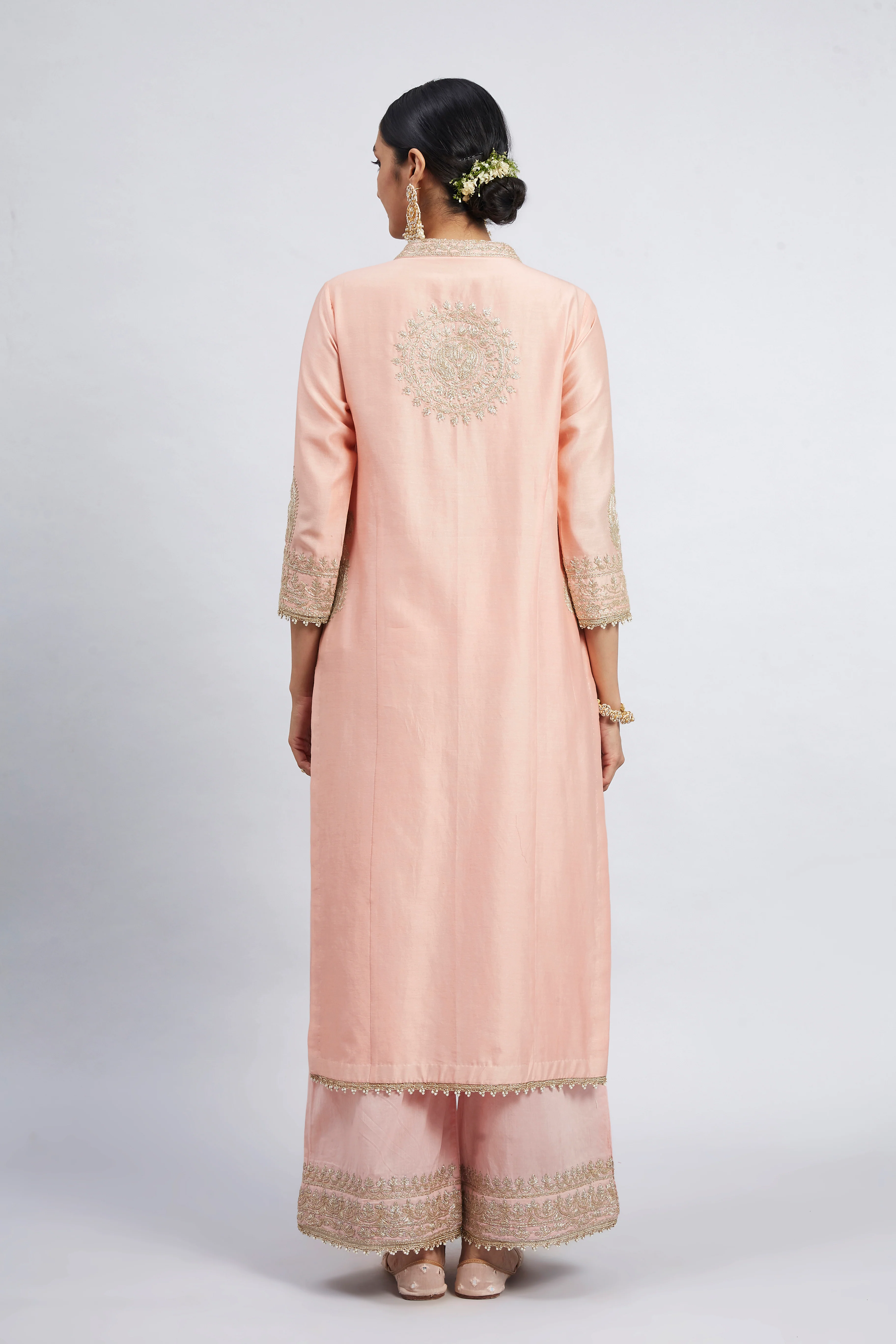 Aadirah- Carnation Pink Embroidered Kurta Set With Side Pockets - Image 4