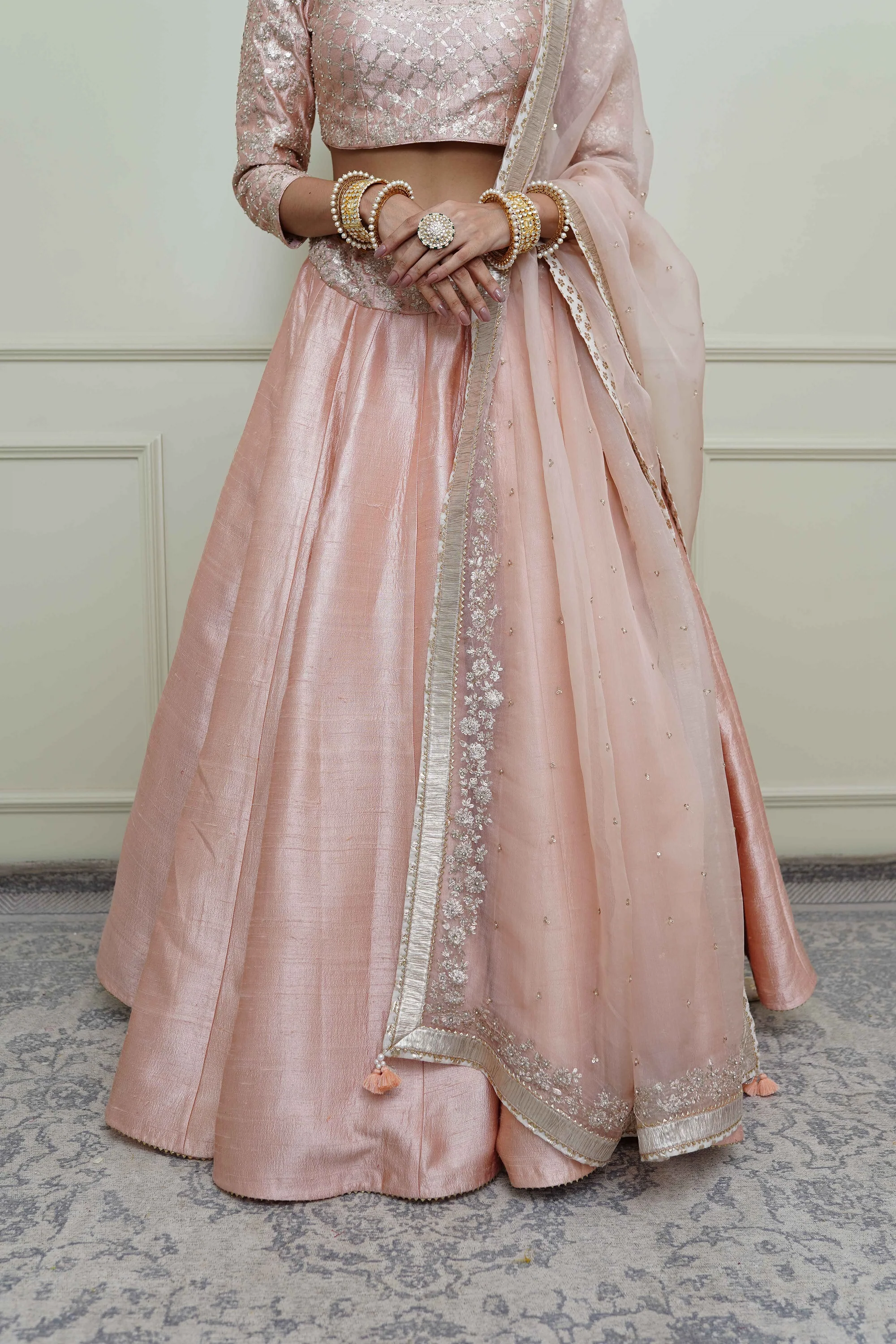 Aafiyah-Pearl Pink Tilla Embroidered Lehenga Set - Image 5