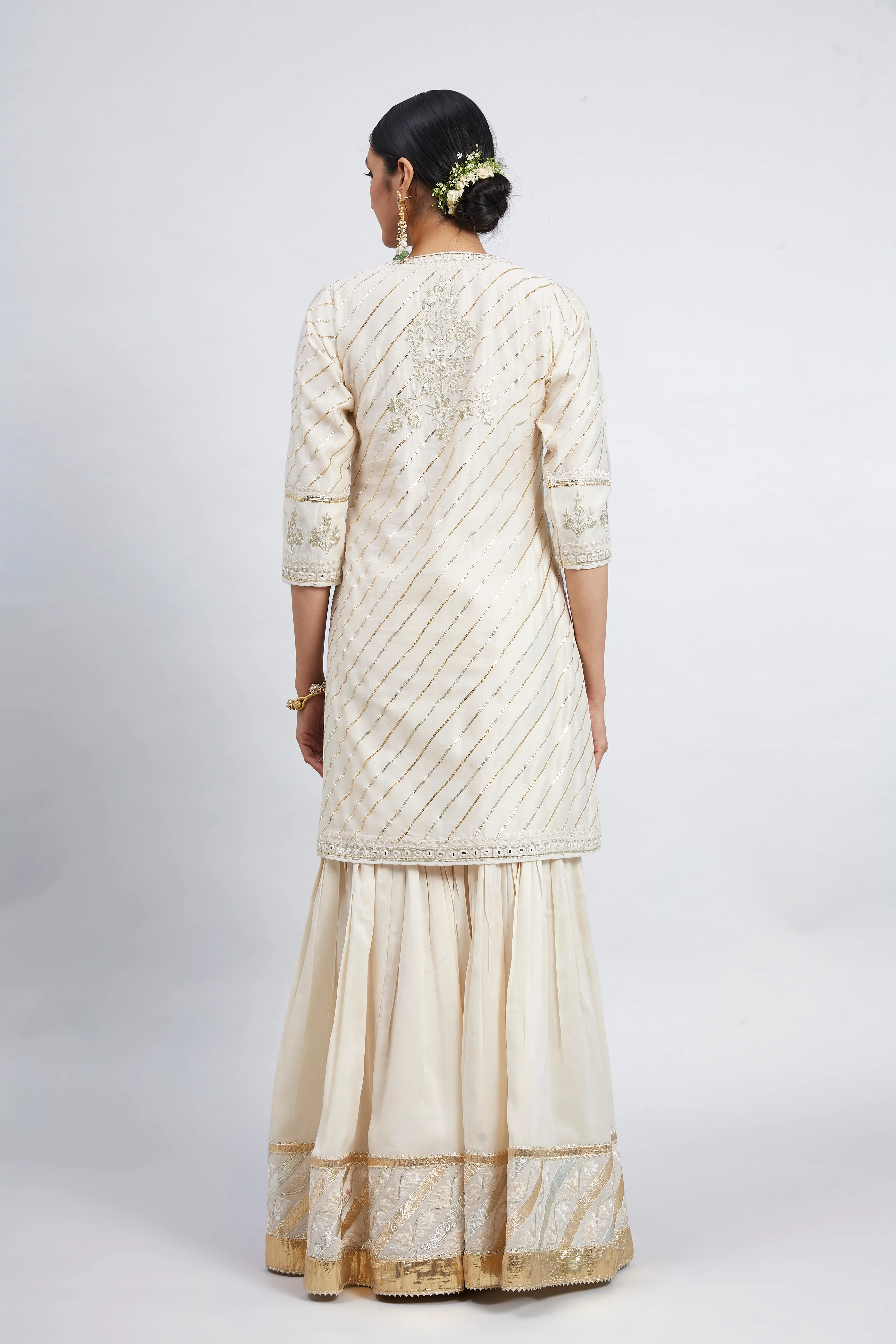 Huma Qureshi in Eliza - Daisy Ivory Chanderi Silk Kurta and Garara Set with Organza dupatta - Image 11