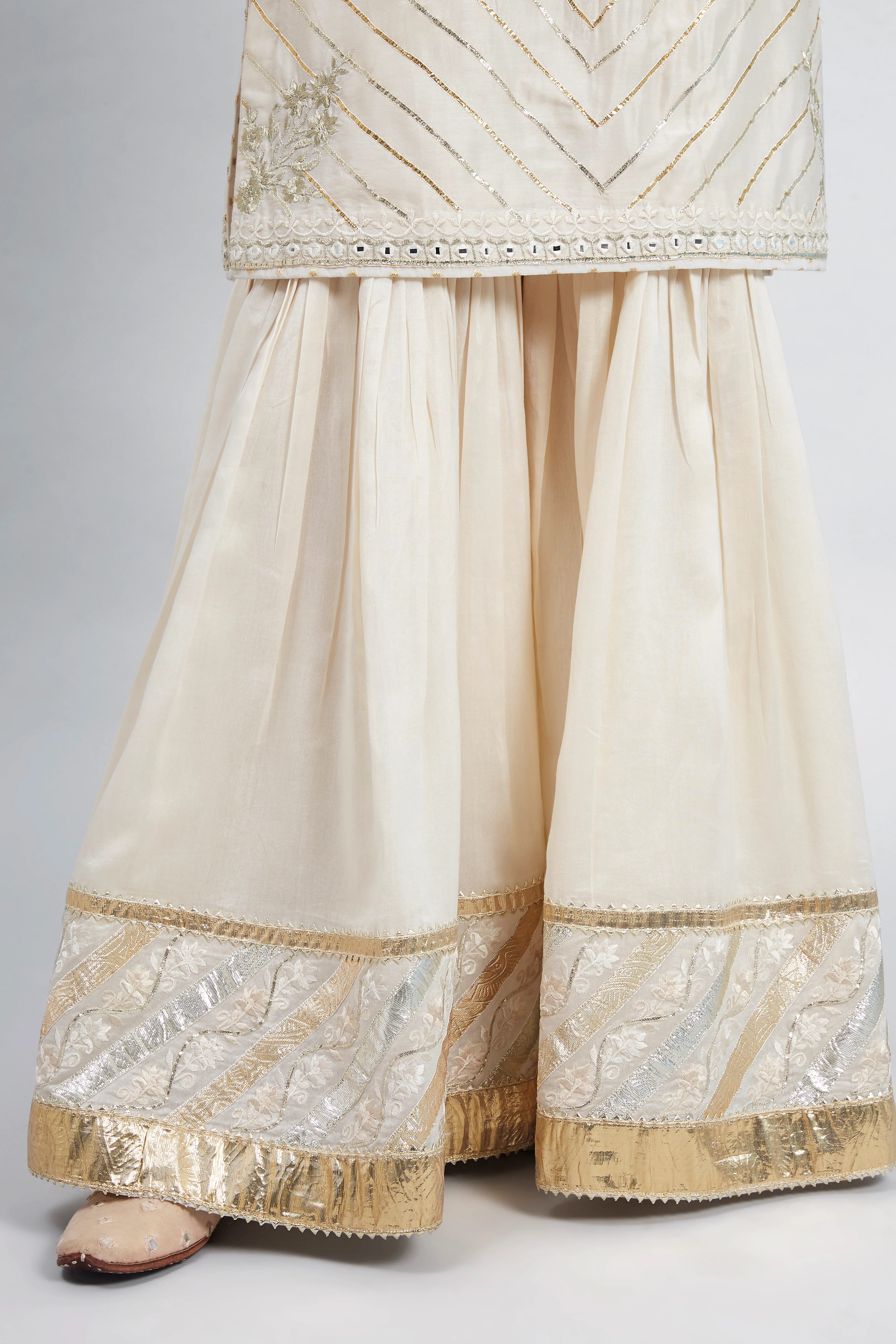 Huma Qureshi in Eliza - Daisy Ivory Chanderi Silk Kurta and Garara Set with Organza dupatta - Image 10