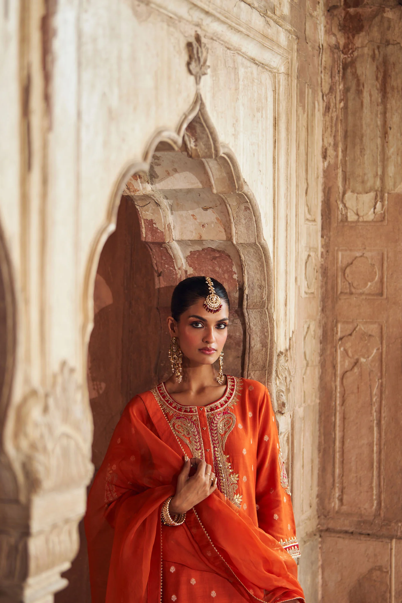 FAHMIDA - BURNT ORANGE SHORT KURTA WITH TULIP PANT - Image 3