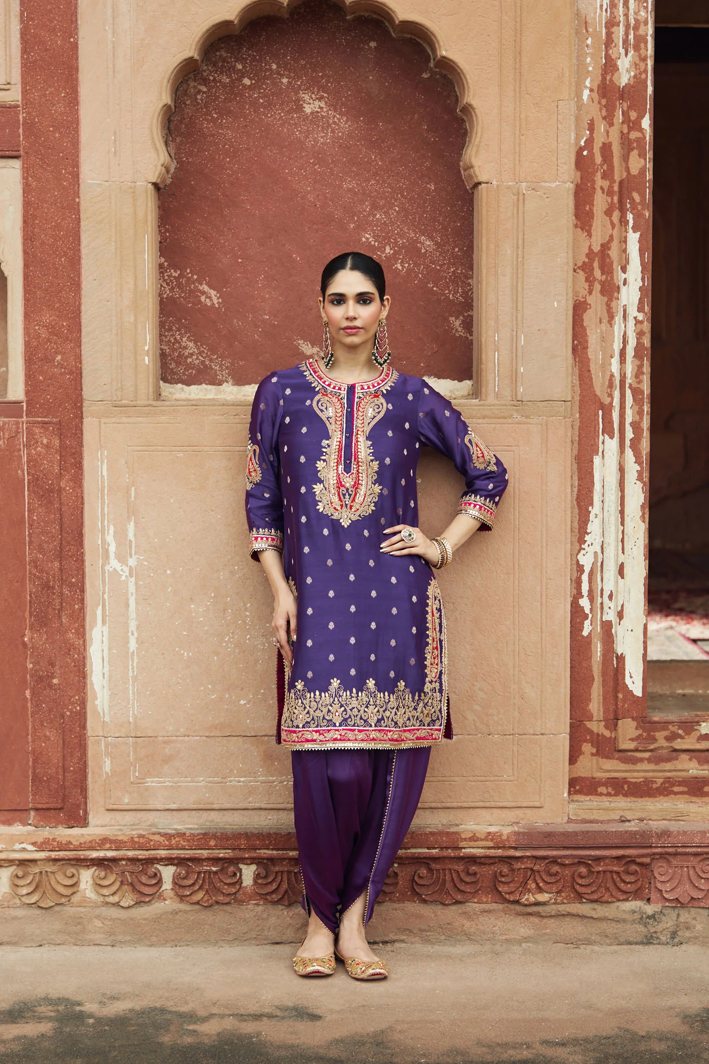 FAHMIDA - DEEP PURPLE SHORT KURTA WITH TULIP PANT - Image 4