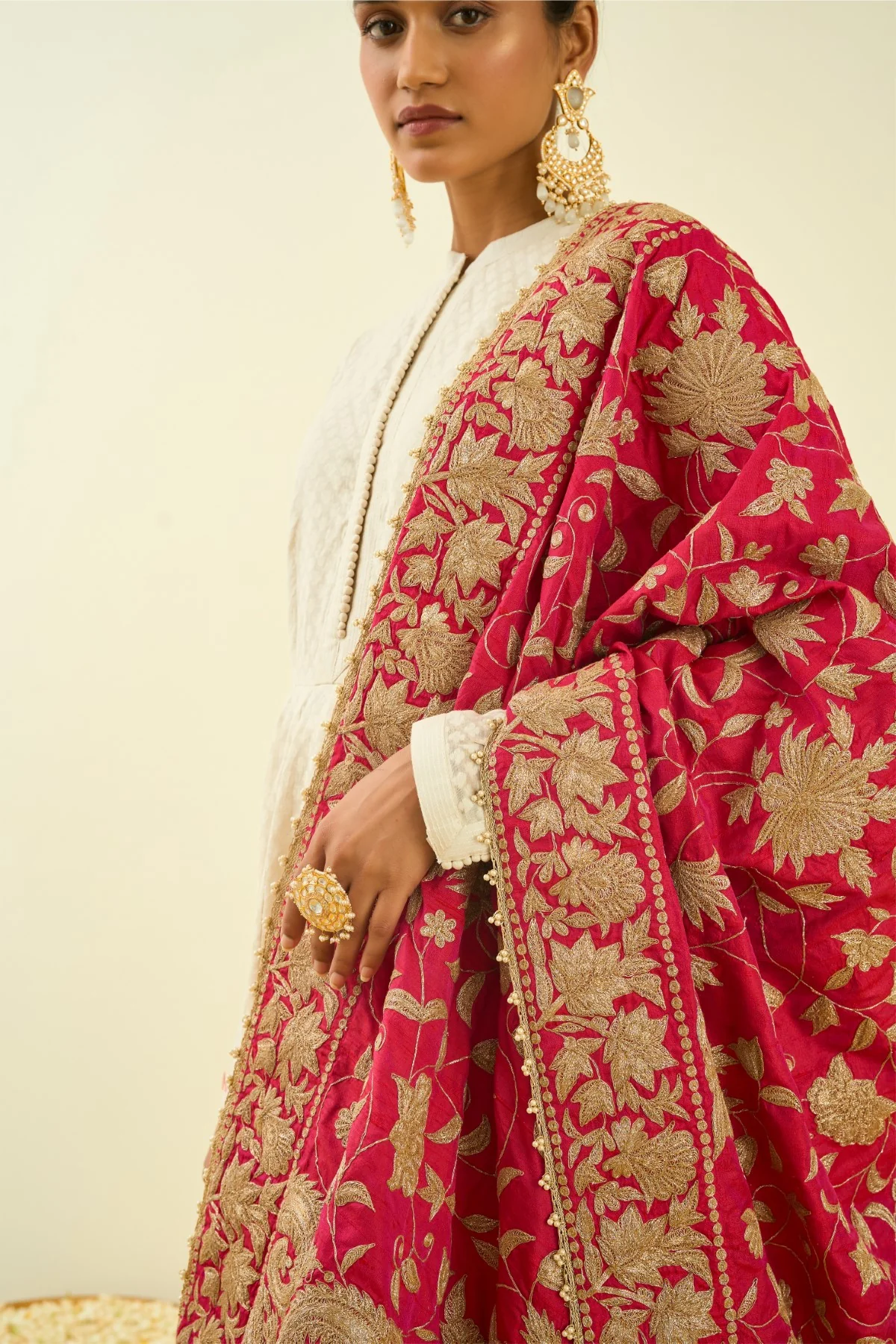 Rani Hotpink Floral Tilla Embroidery Odhni - Image 3
