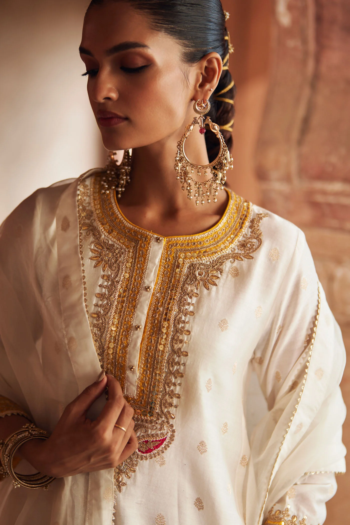 INAAYAT - DAISY IVORY CHAUGA WITH SALWAR - Image 4