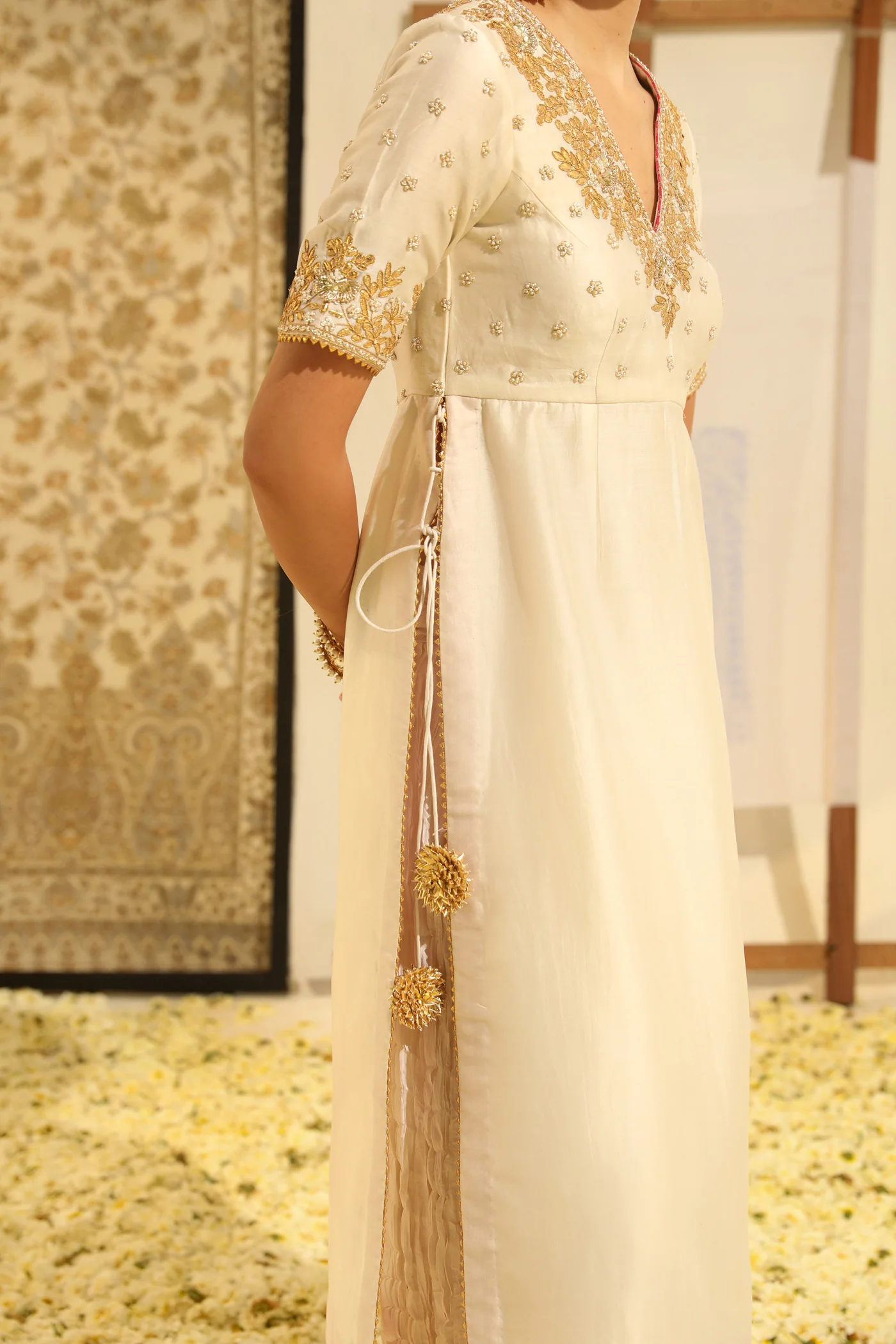 Shahnawaz - Daisy Ivory Hand Embroidered Long kurta with crushed silk skirt and dupatta - Image 5
