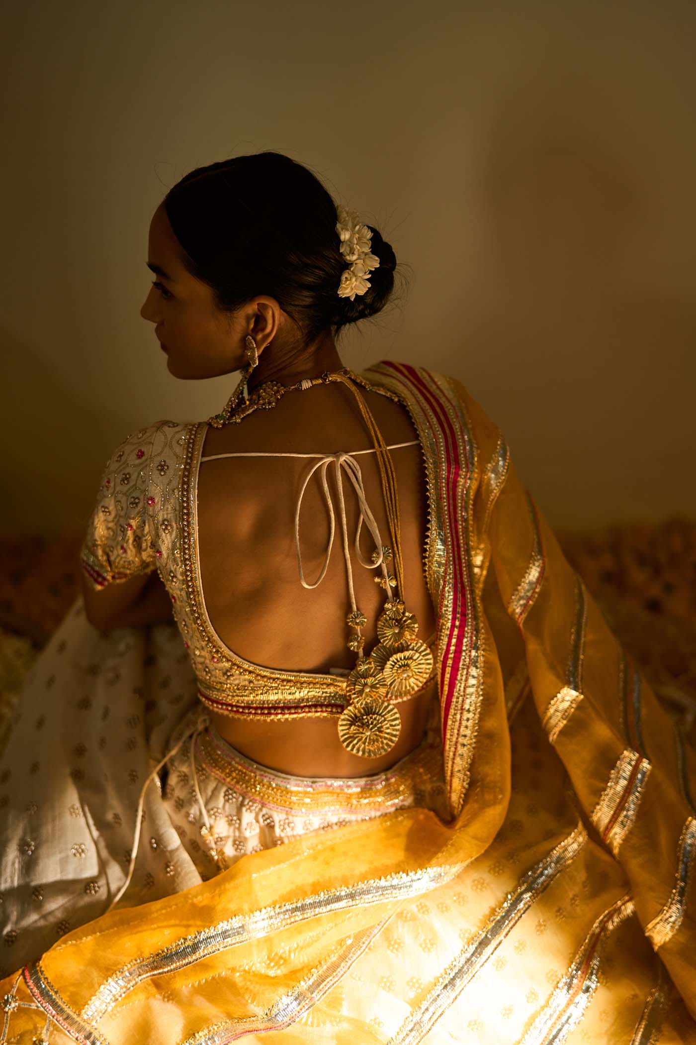 Shahnaz Daisy Ivory lehenga with blouse and dupatta - Image 7